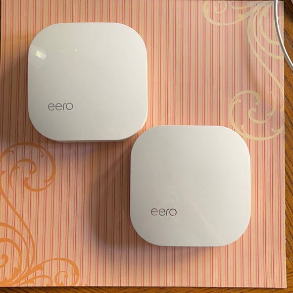 Eero 1st generation WiFi network